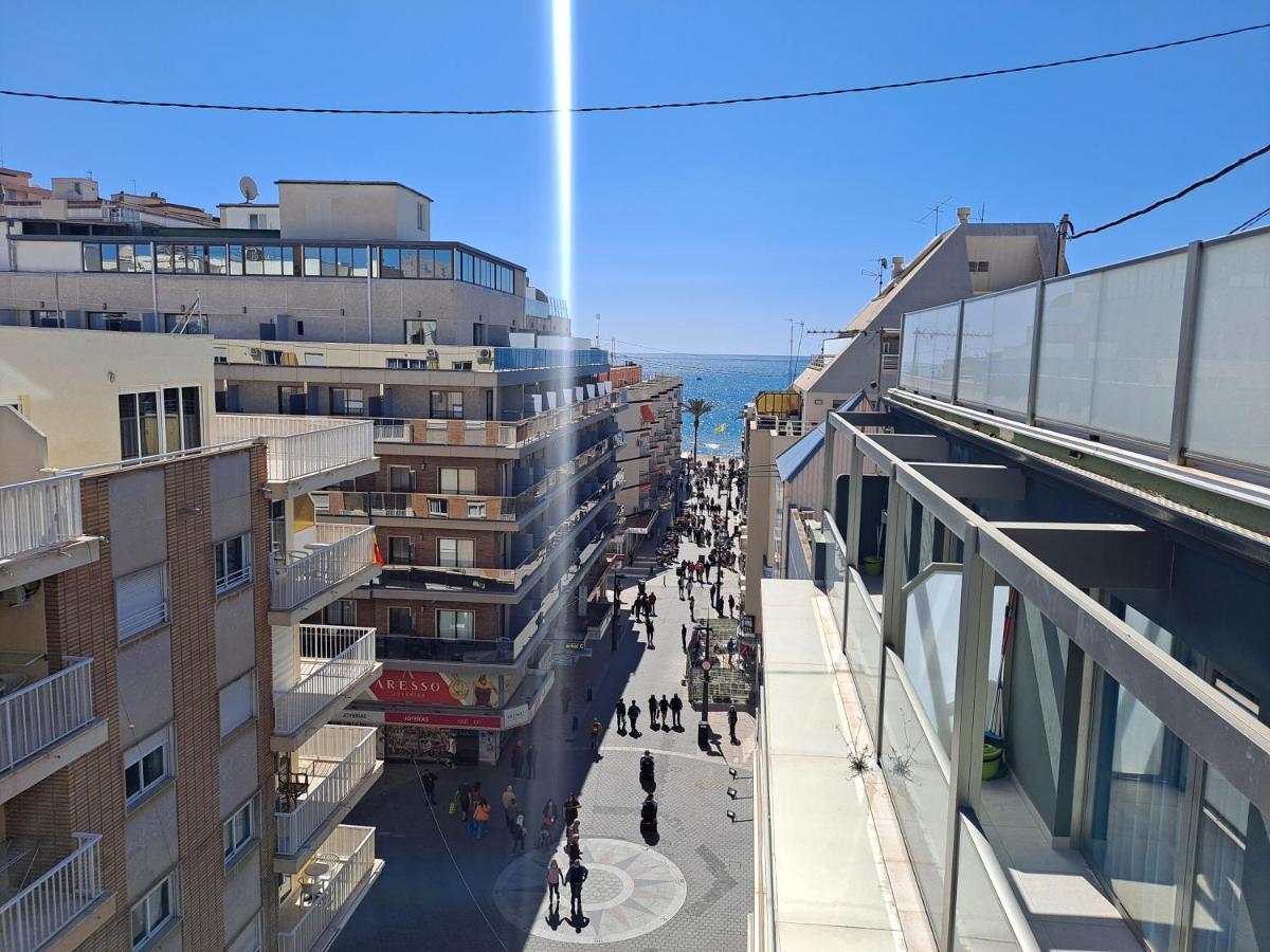 Levante Suites Бенидорм Экстерьер фото
